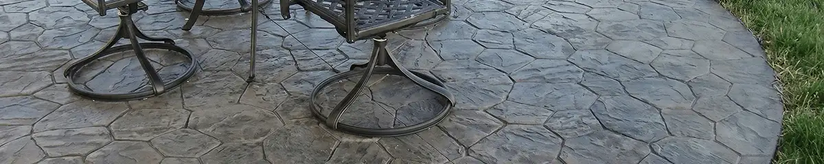 Garden relaxation area with professionally installed stone flooring in Tampa FL